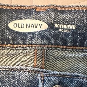 Old Navy woman's Boyfriend Mid-Rise Denim Jeans size 14
Like new